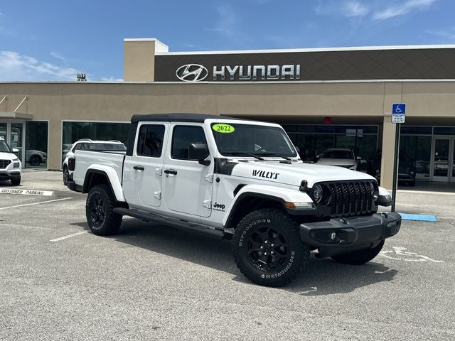 2022 Jeep Gladiator Willys in Bright White Clearcoat — front three-quarter view