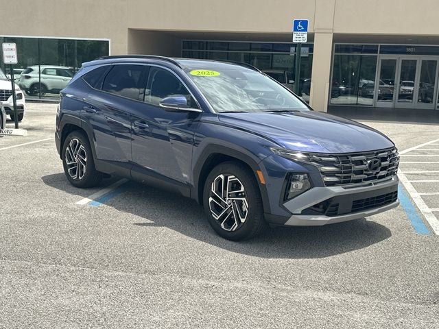 2025 Hyundai Tucson — interior view