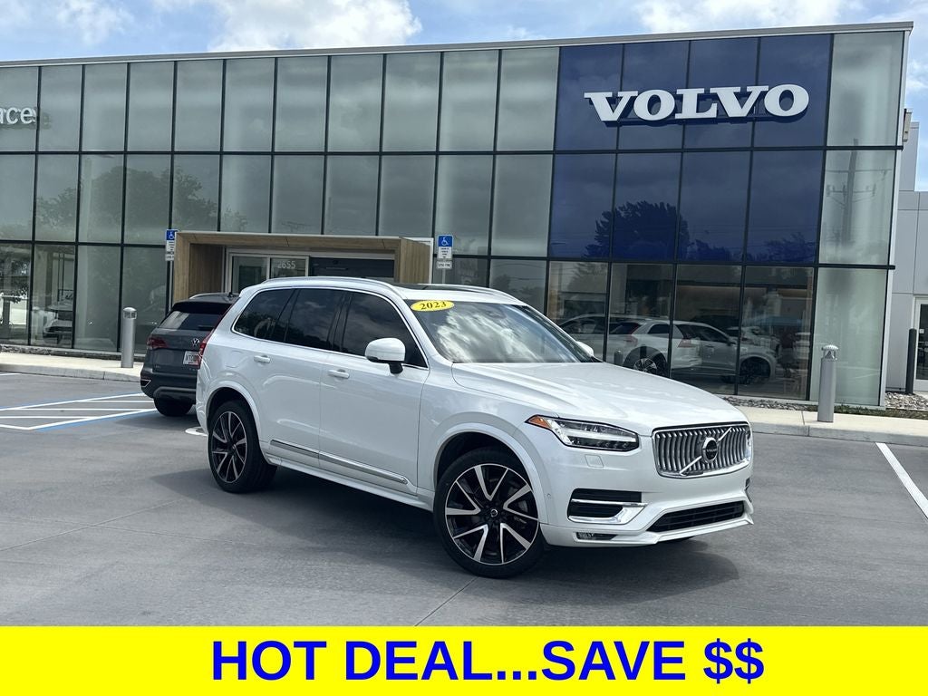 2023 Volvo XC90 B6 Plus 7-Seater in Crystal White — front three-quarter view