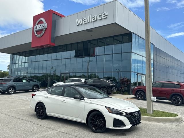2026 Nissan Altima 2.5 SR in Pearl White/Super Black — front three-quarter view