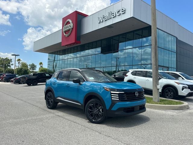 2026 Nissan Kicks SR in Arctic Ice Blue/Black — front three-quarter view