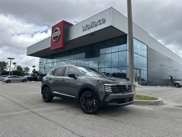 2026 Nissan Kicks SR in Gun Metallic — front three-quarter view