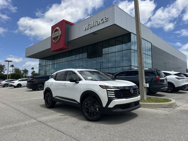 2026 Nissan Kicks SR in Aspen White Tricoat — front three-quarter view