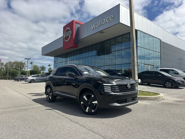 2026 Nissan Kicks SR in Super Black — front three-quarter view