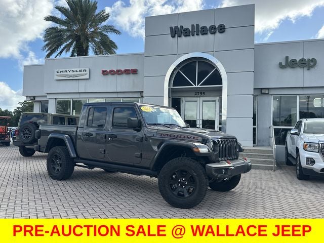 2023 Jeep Gladiator Mojave in Granite Crystal Metallic Clearcoat — front three-quarter view