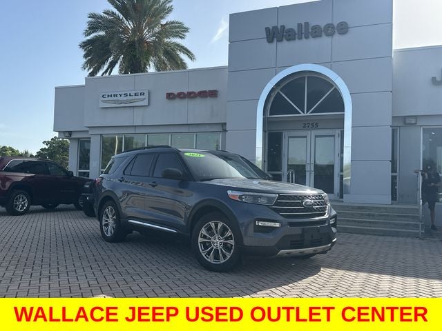 2021 Ford Explorer XLT in Blue Metallic — front three-quarter view