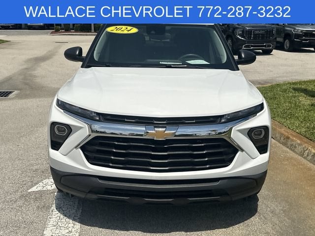 2024 Chevrolet Trailblazer — interior view